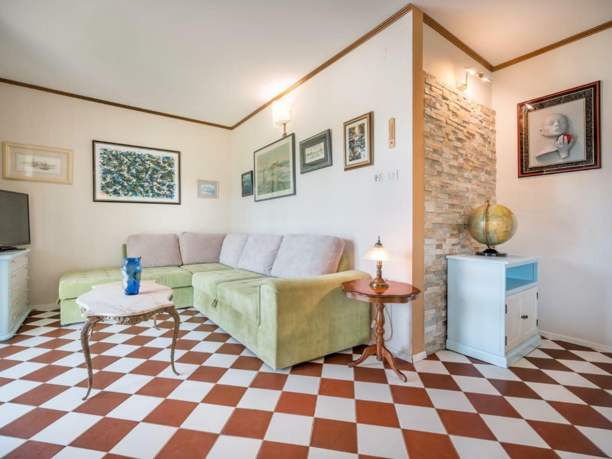 Holiday Home Zora By Interhome Njivice Dış mekan fotoğraf