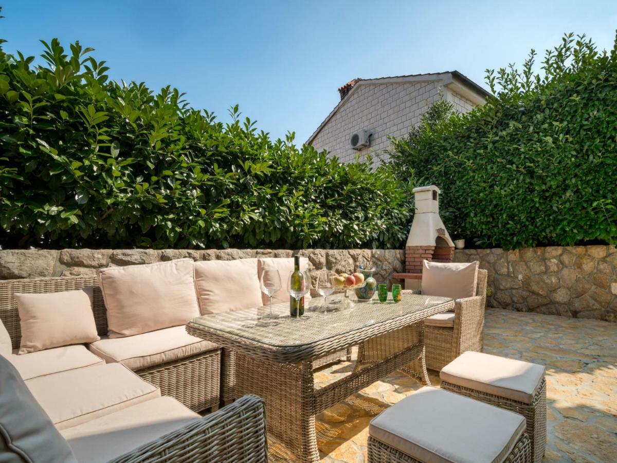 Holiday Home Zora By Interhome Njivice Dış mekan fotoğraf